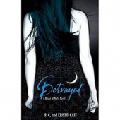 Betrayed (House of Night) купить